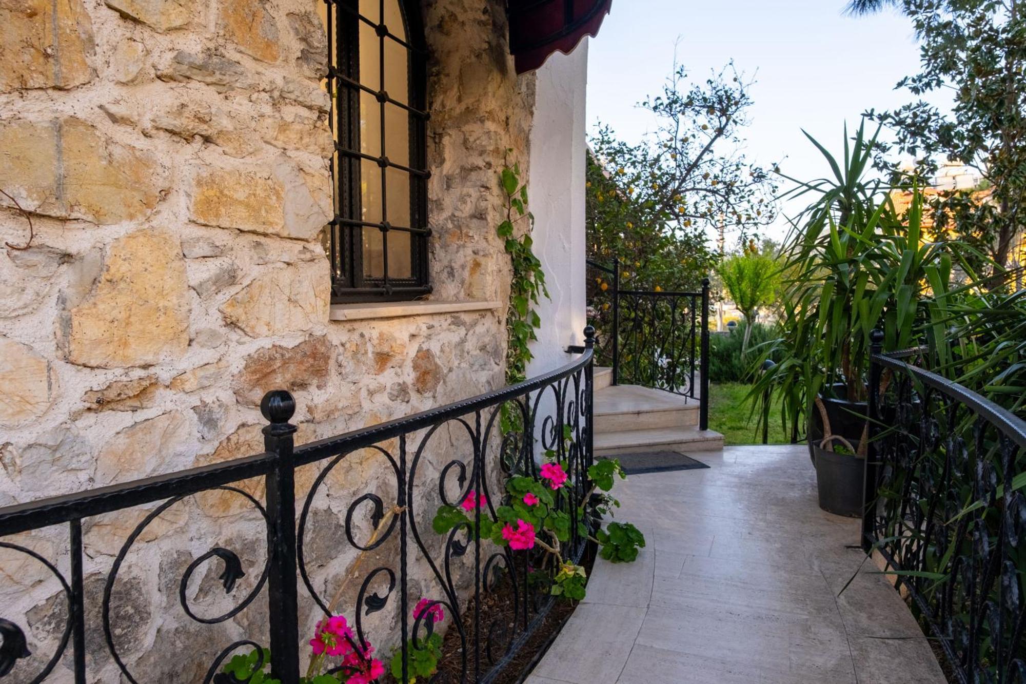 אולודניץ Pinehill Hotel & Suites מראה חיצוני תמונה