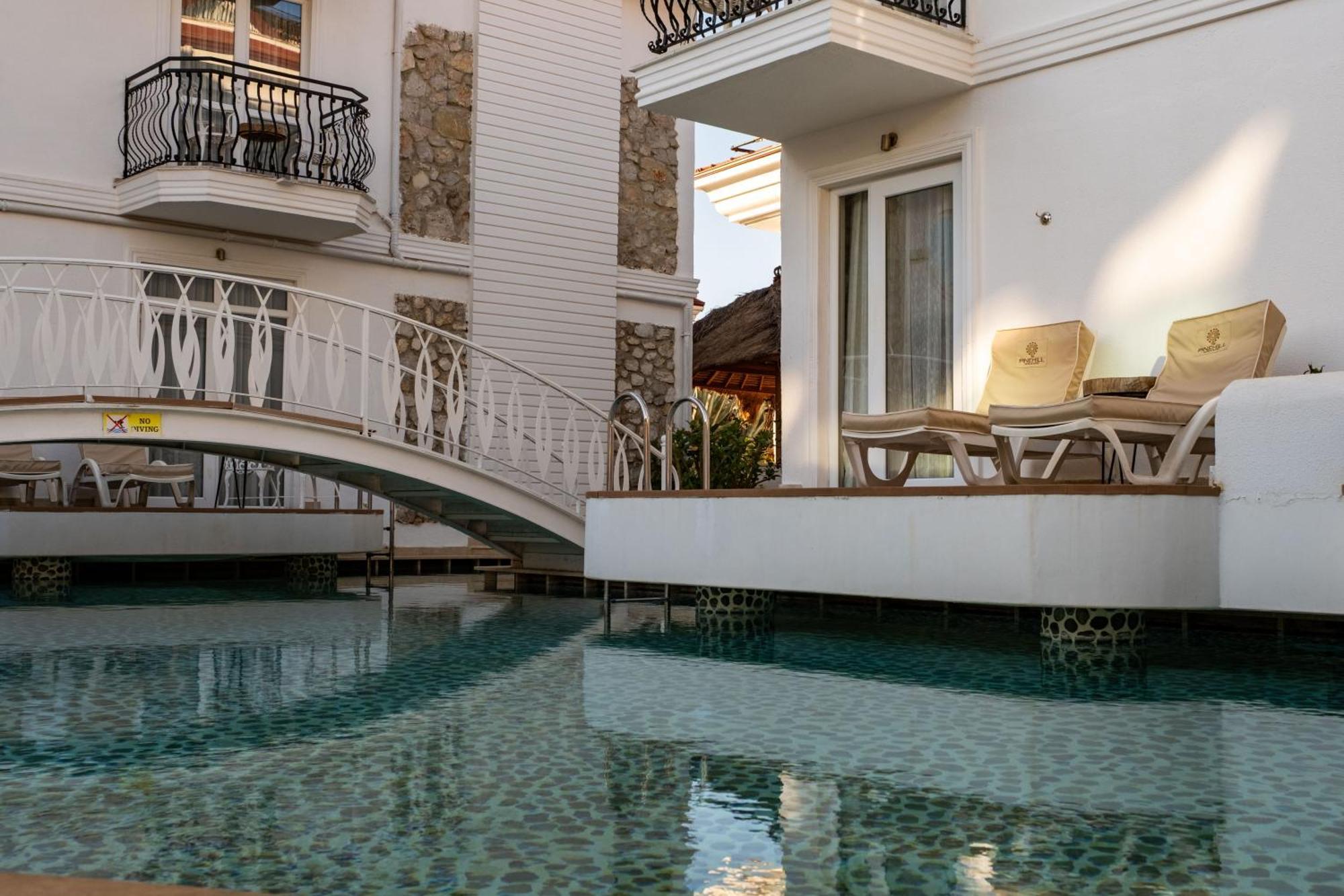 אולודניץ Pinehill Hotel & Suites מראה חיצוני תמונה