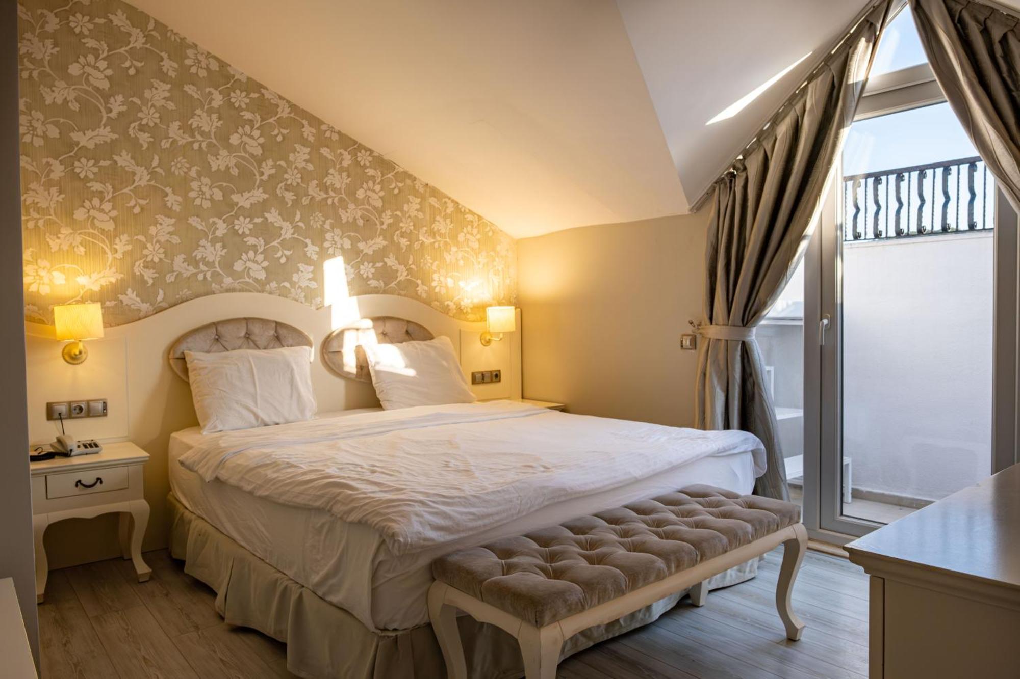 אולודניץ Pinehill Hotel & Suites מראה חיצוני תמונה